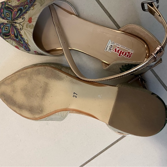 Artistic pointed toe flats - Picture 3 of 4